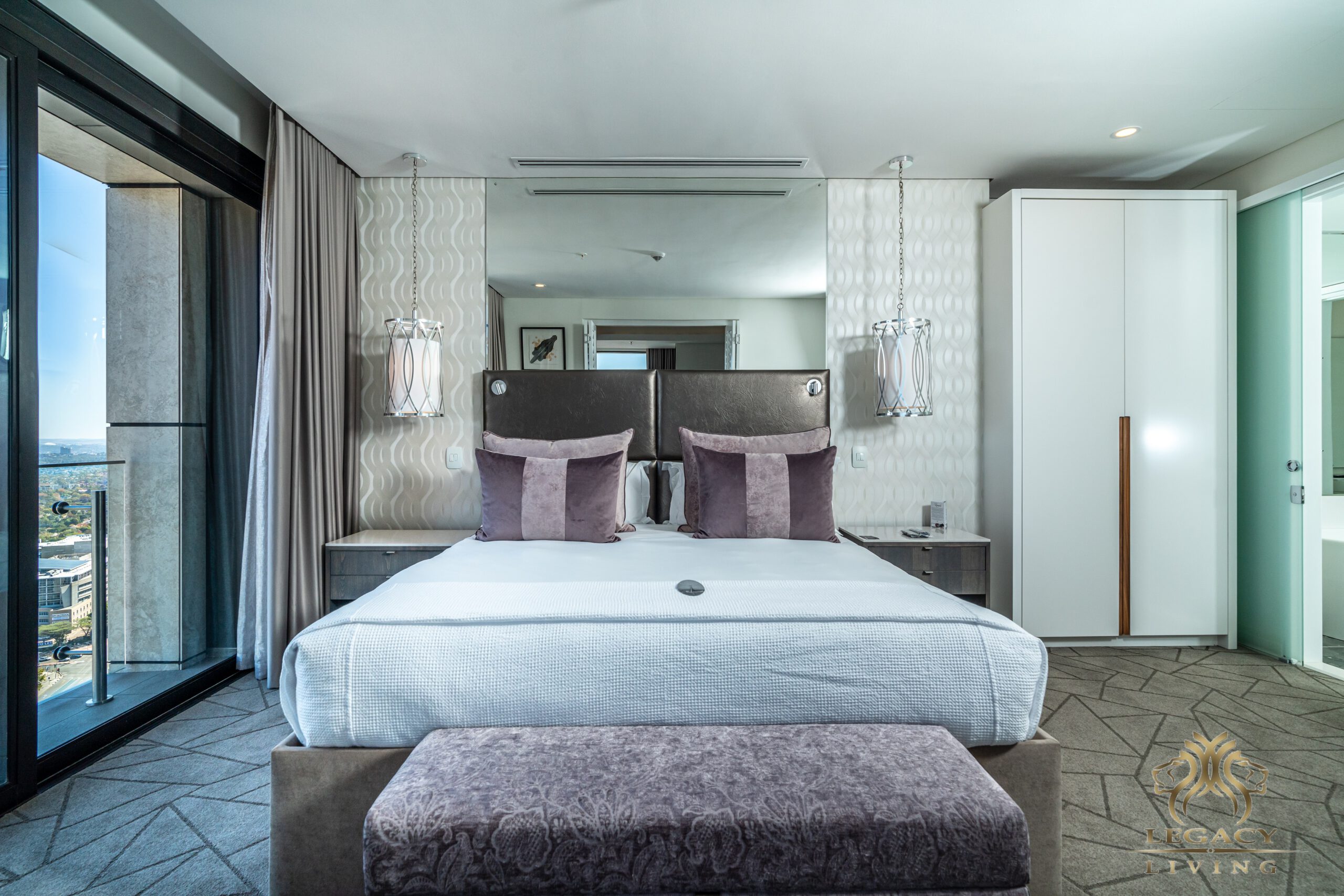 1 BEDROOM LUXURY