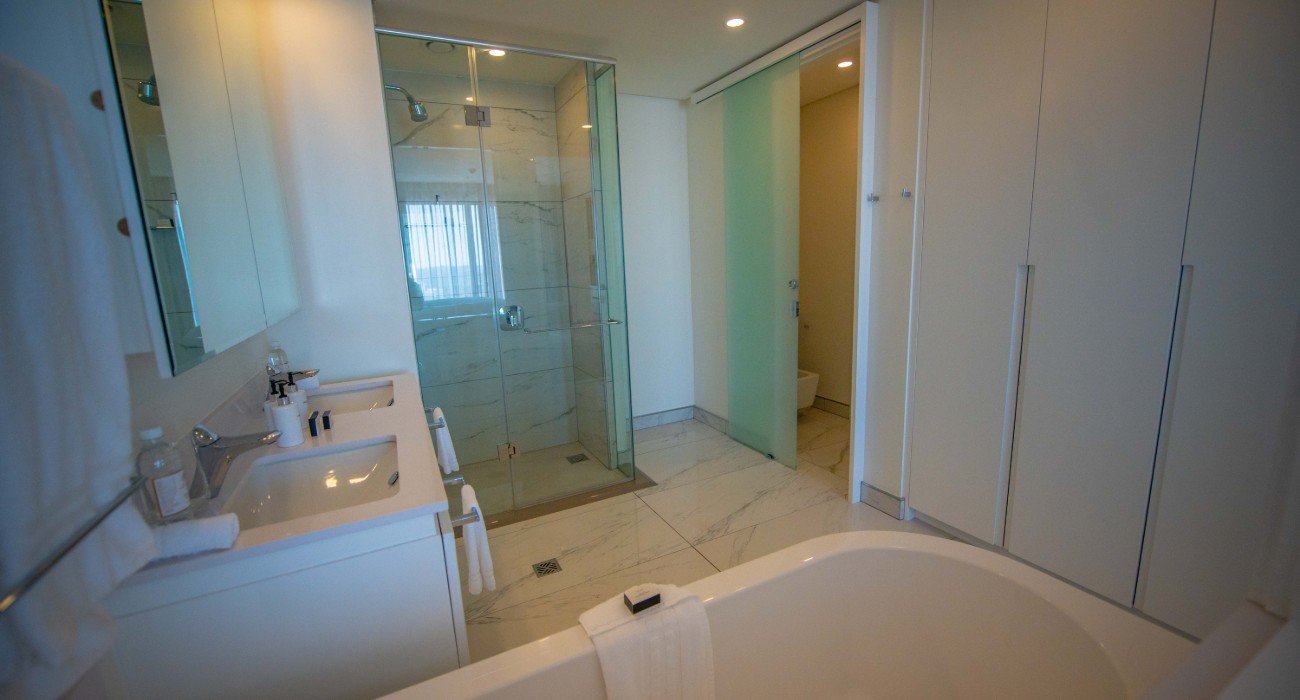 1 BEDROOM LUXURY