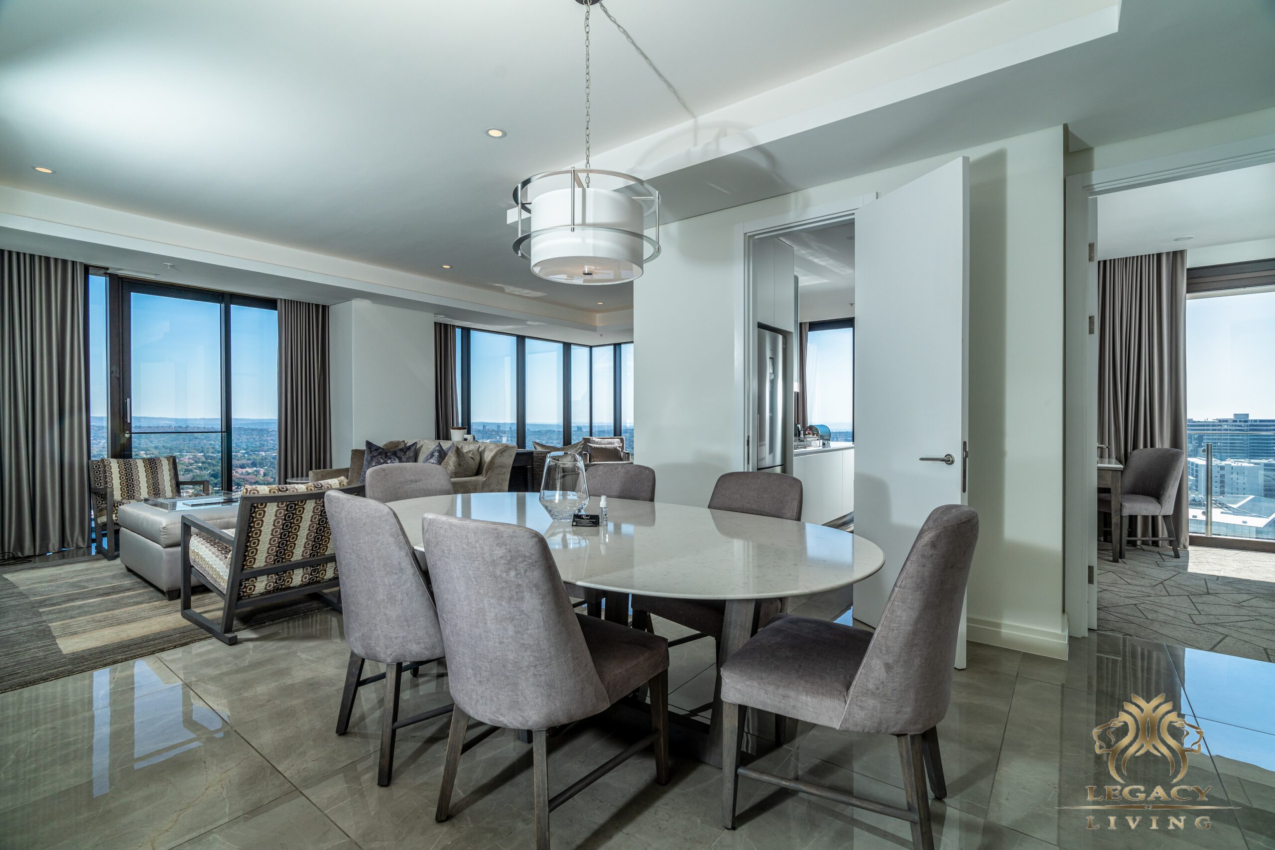 4 BEDROOM LUXURY
