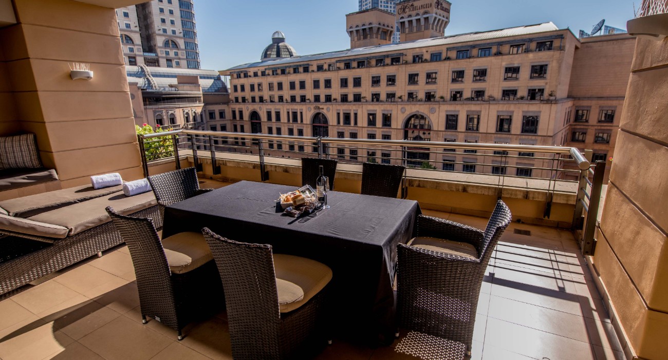 Raphael Penthouse Suites
