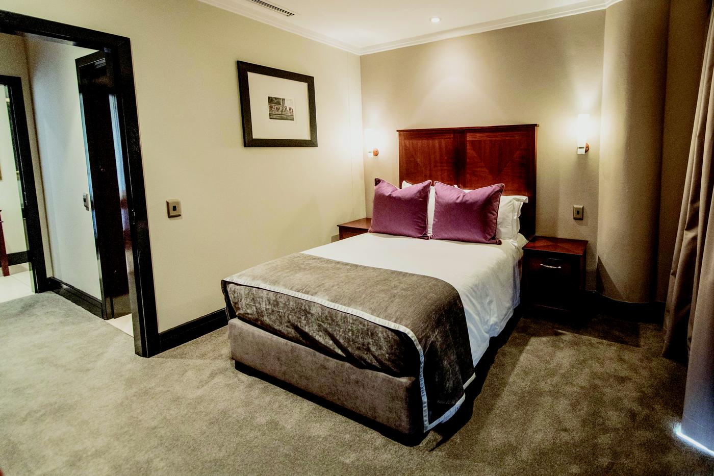 1 BEDROOM LUXURY