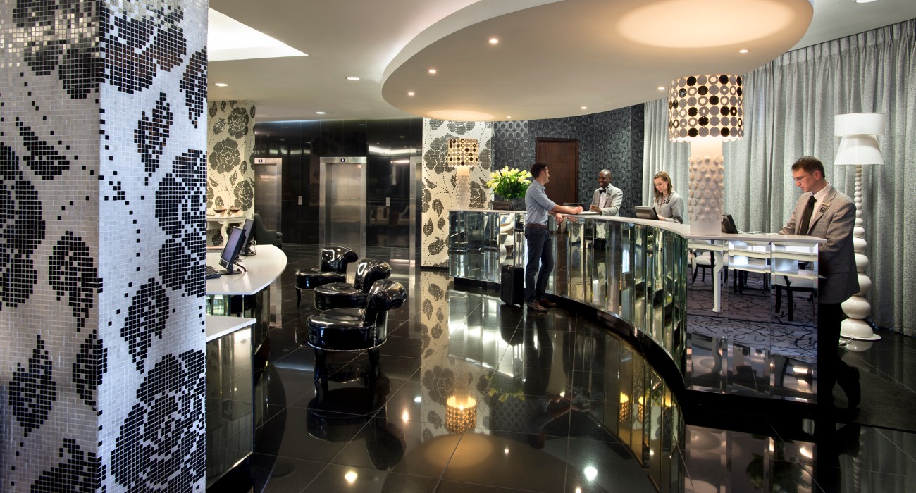Davinci Hotel and Suites