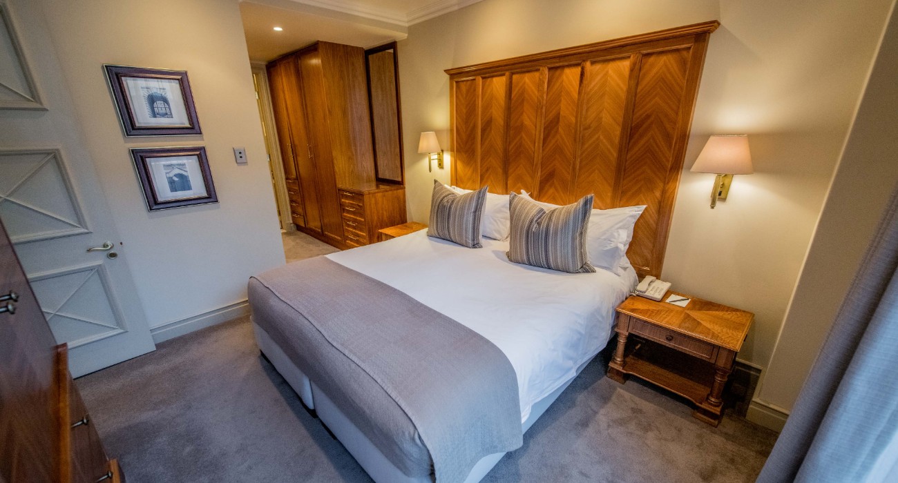 1 BEDROOM LUXURY
