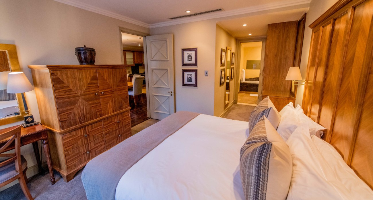 1 BEDROOM LUXURY
