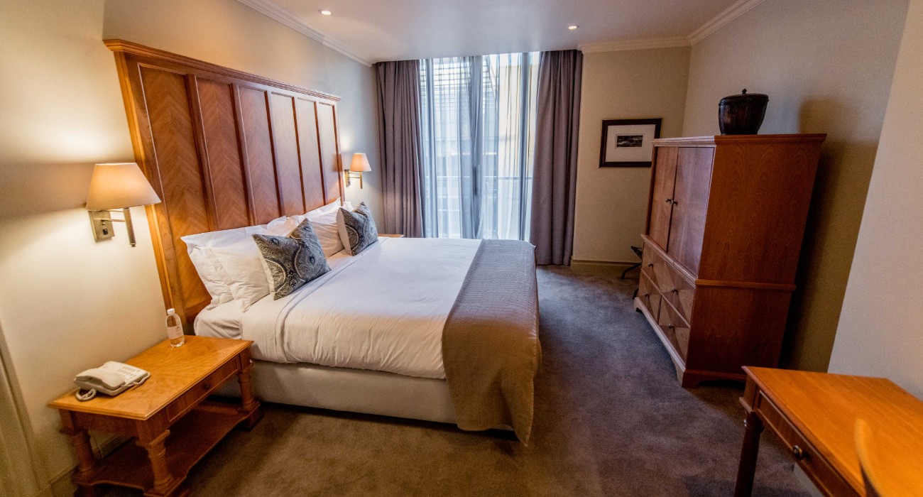 1 BEDROOM LUXURY