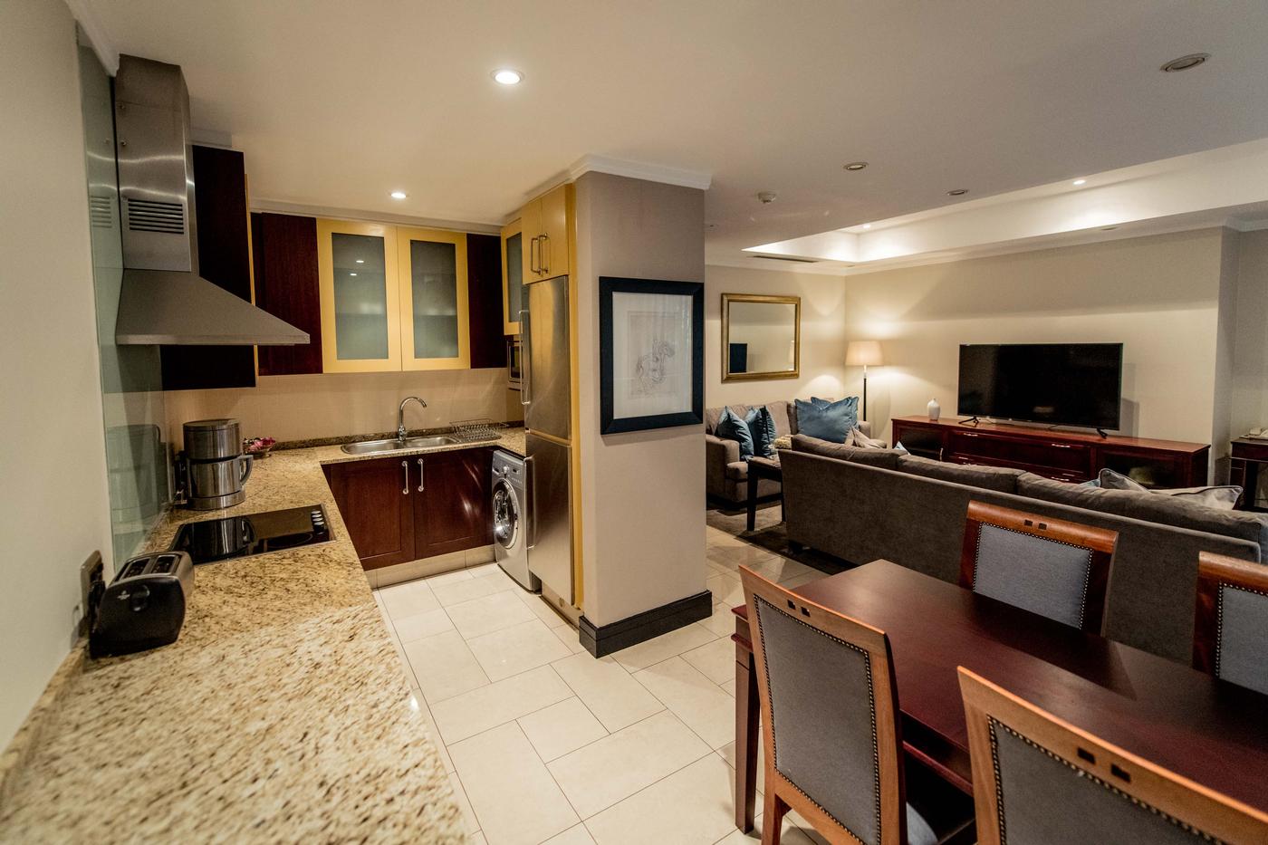 1 BEDROOM LUXURY