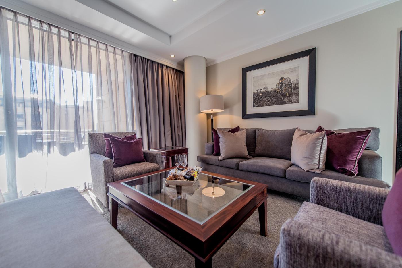 1 BEDROOM LUXURY