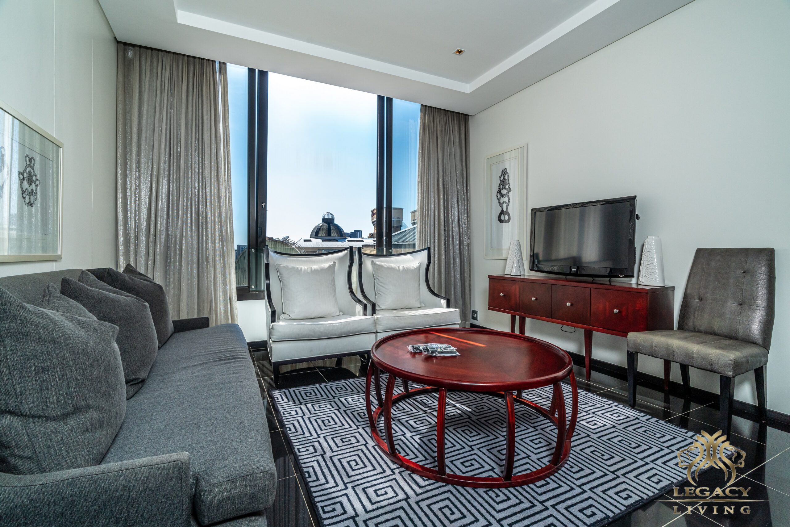 1 BEDROOM LUXURY