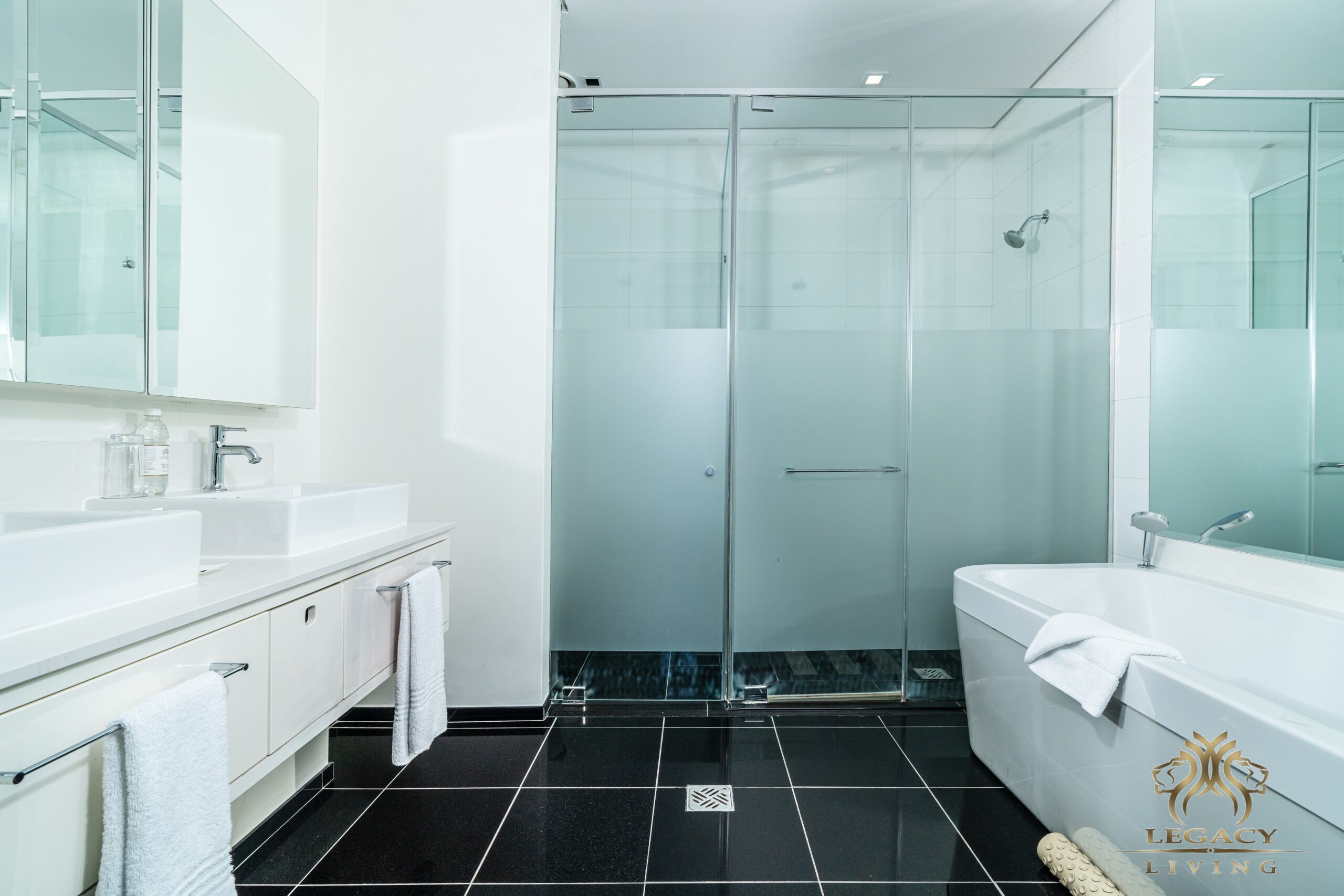 1 BEDROOM LUXURY