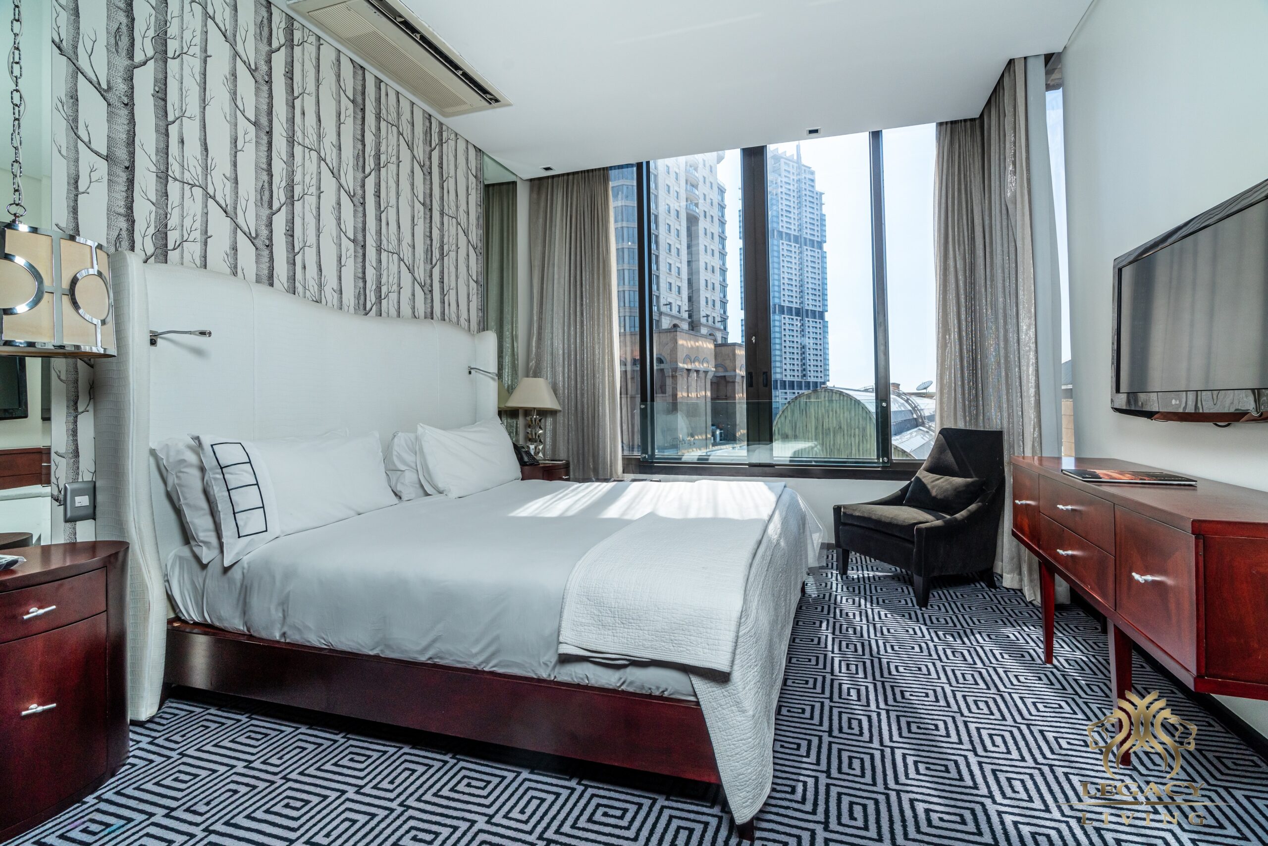 1 BEDROOM LUXURY