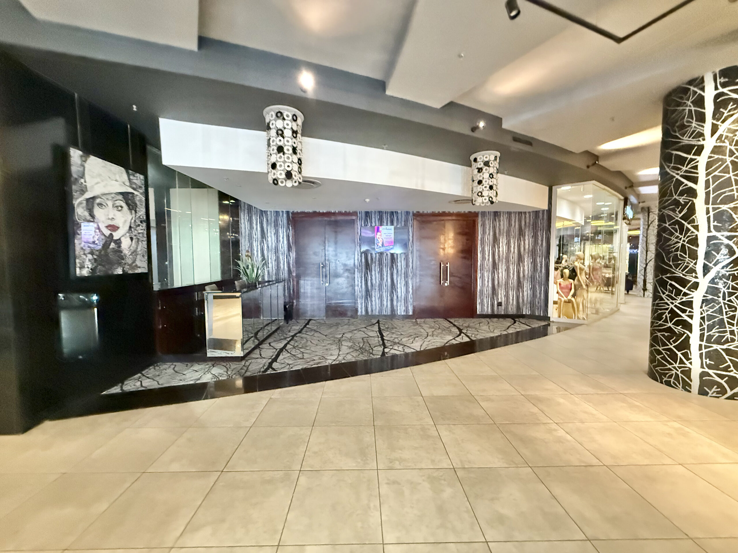 Davinci Hotel and Suites